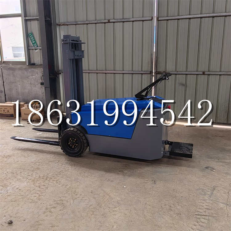 合作市全电动叉车插腿式堆高车液压装卸车1.5吨升高小型站驾式铲车